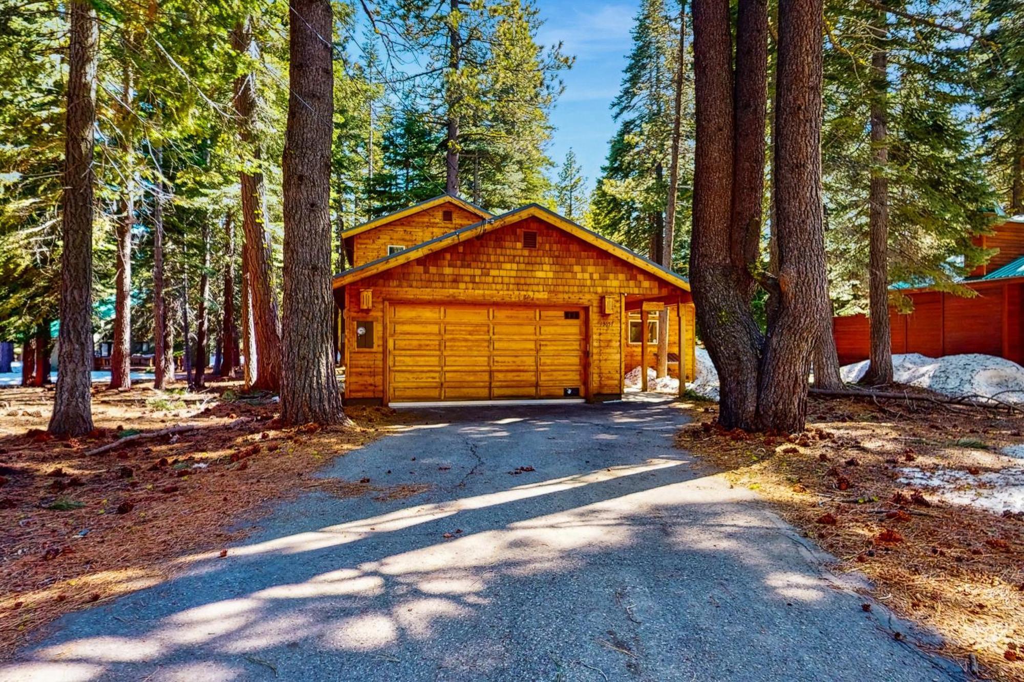 Happy Family Cozy Cabin Truckee Exterior photo